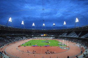 开云体育官方网入口-新秀首季表现亮眼，教练称其超出预期，新秀榜单